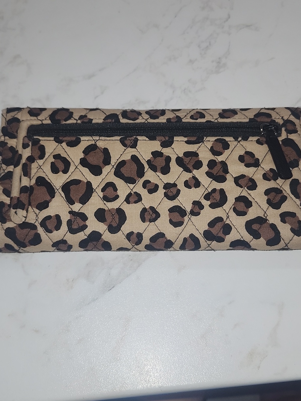 Vera Bradley Leopard Print Quilted Magnetic Closure Wallet - Picture 4 of 9
